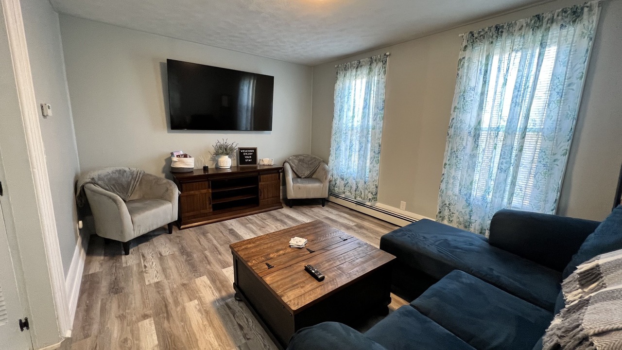 Photo of Livingroom in Clinton