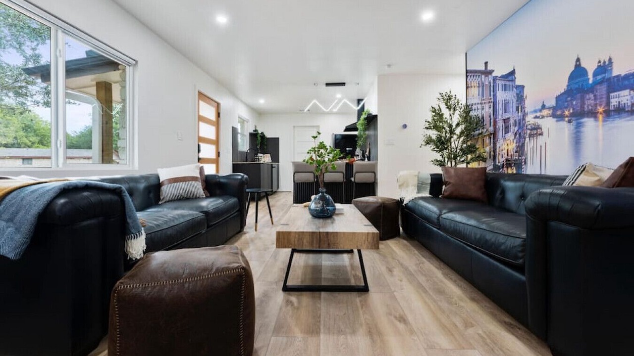 Photo of Livingroom in Austin
