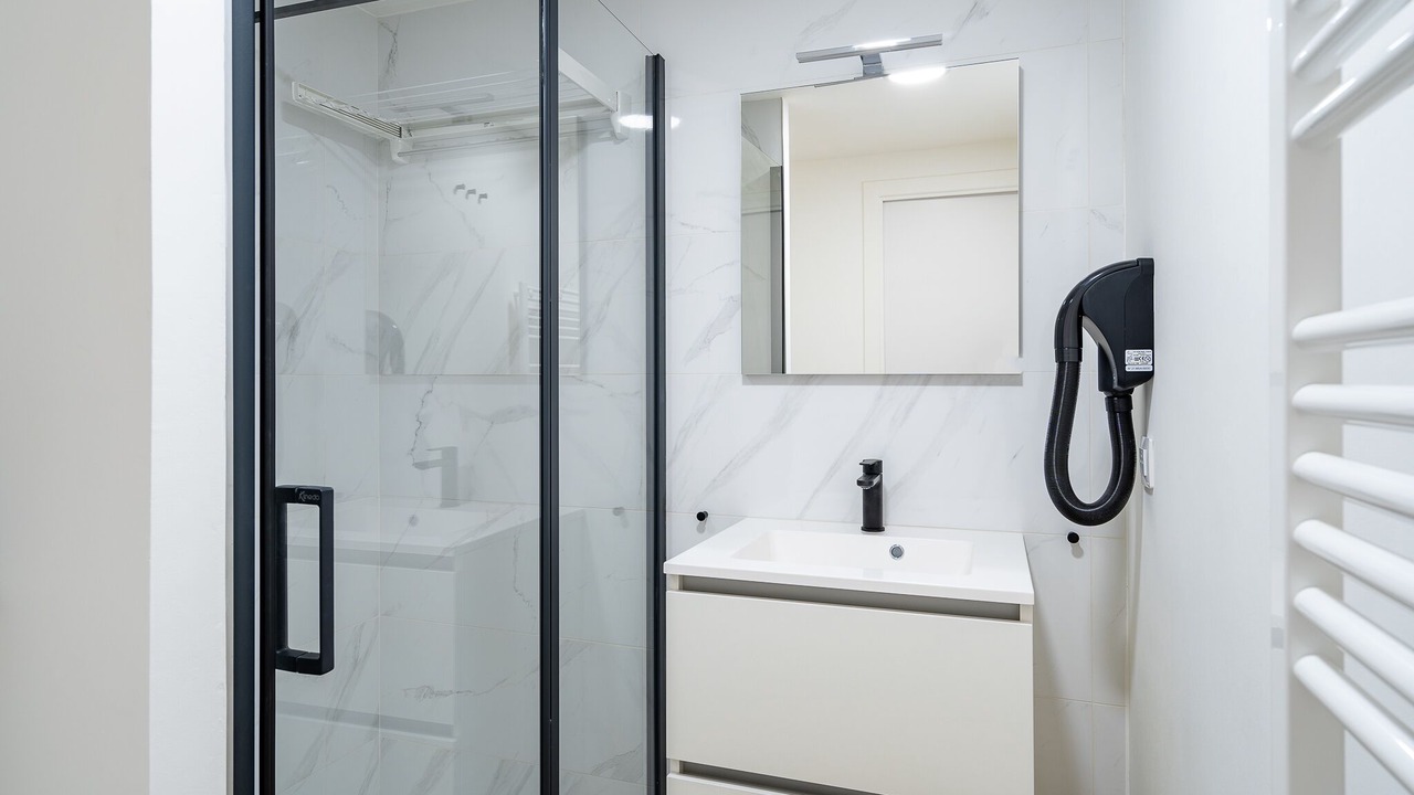 Photo of Bathroom in Camiers