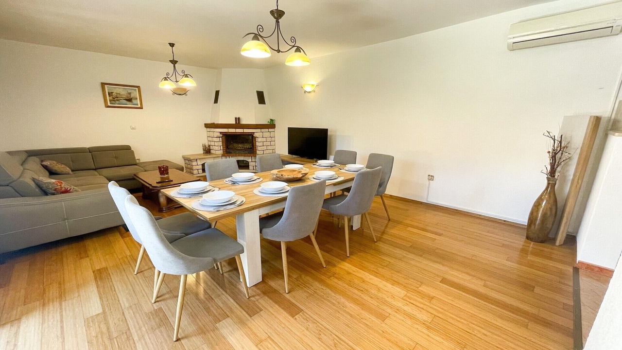 Photo of Livingroom in Drivenik