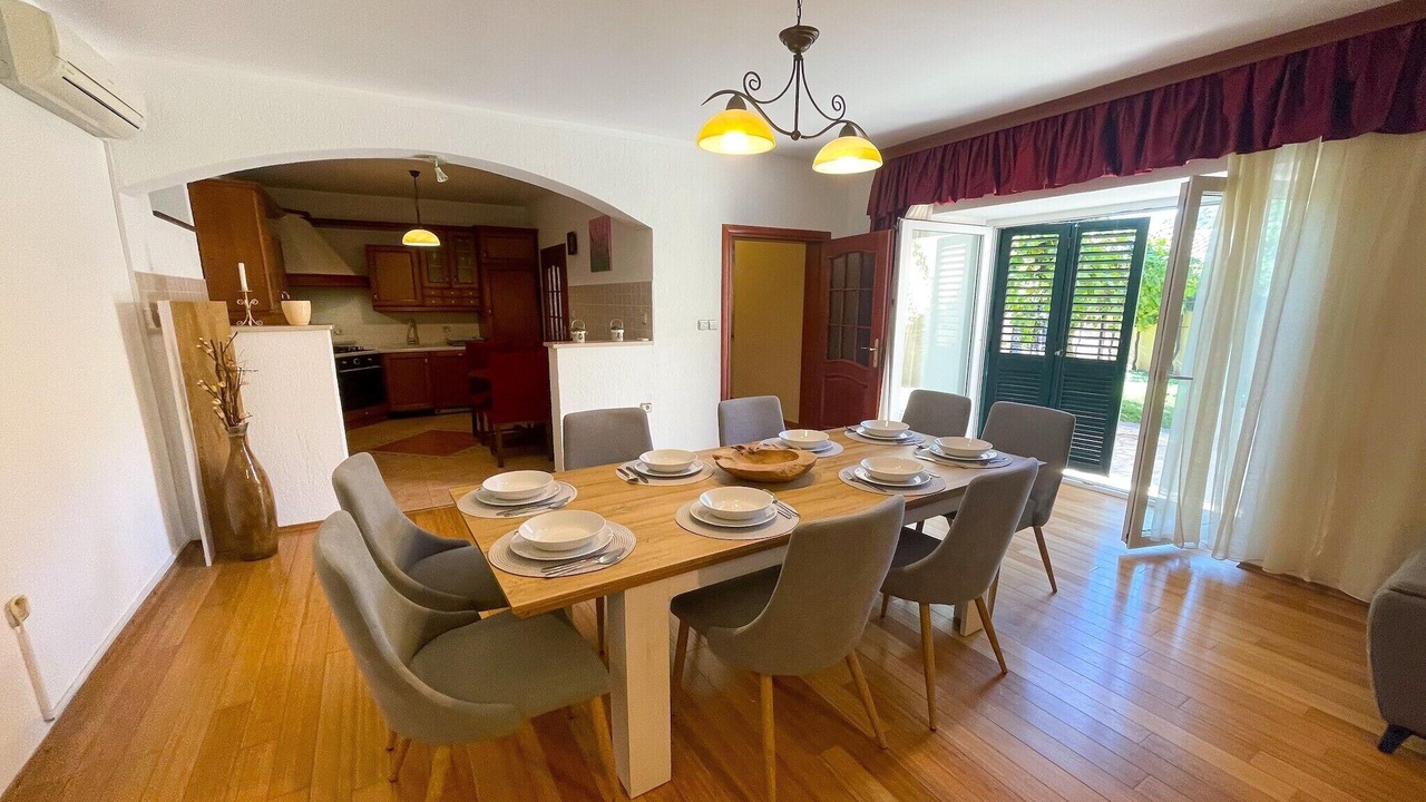 Photo of Livingroom in Drivenik