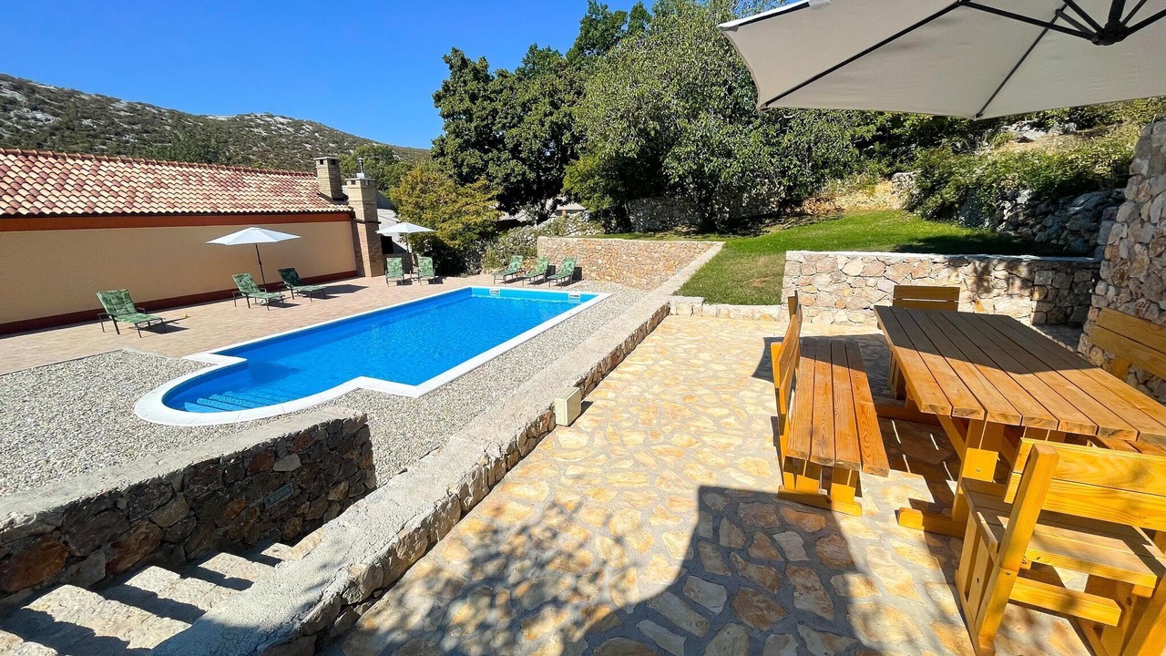 Photo of Outdoor in Drivenik