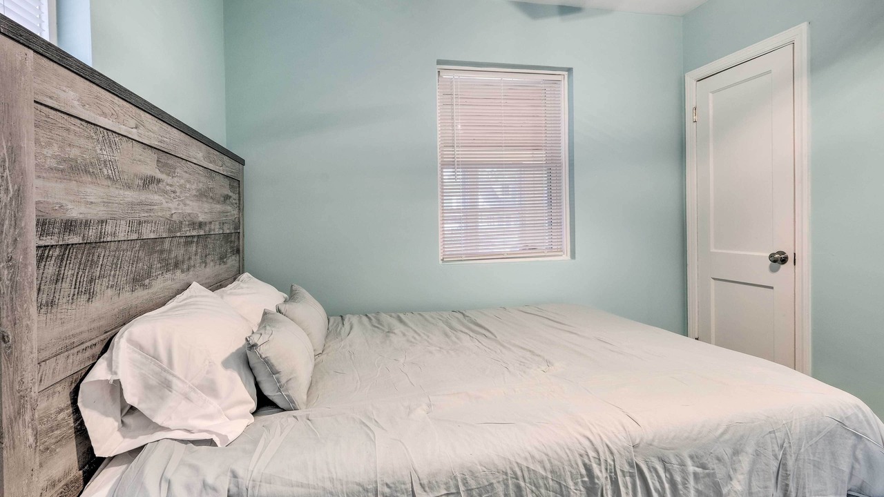 Photo of Bedroom in Rose Haven