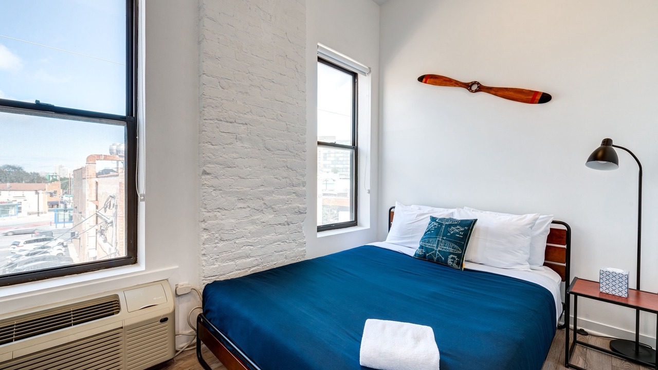 Photo of Bedroom in River West