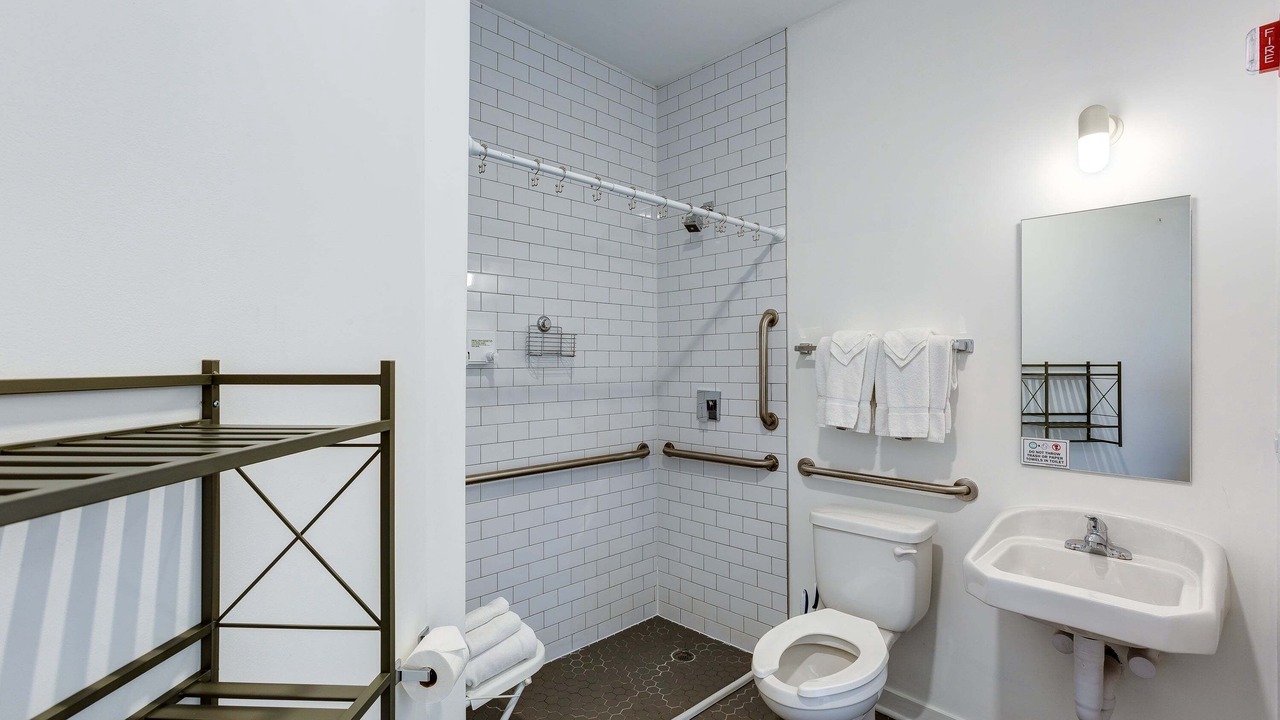 Photo of Bathroom in River West