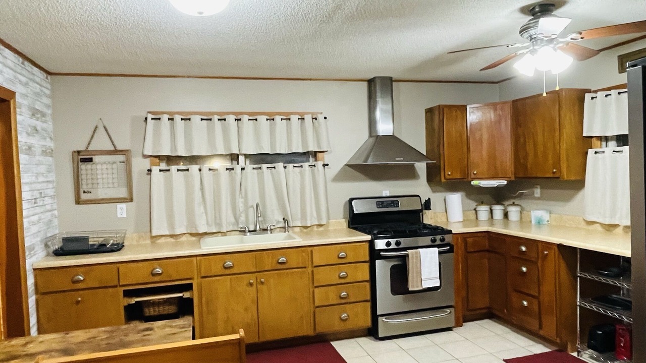 Photo of Kitchen in Highland  Vermillion County