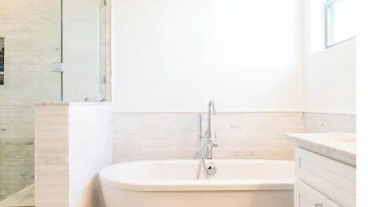 Photo of Bathroom in Washington Ave./ Memorial Park