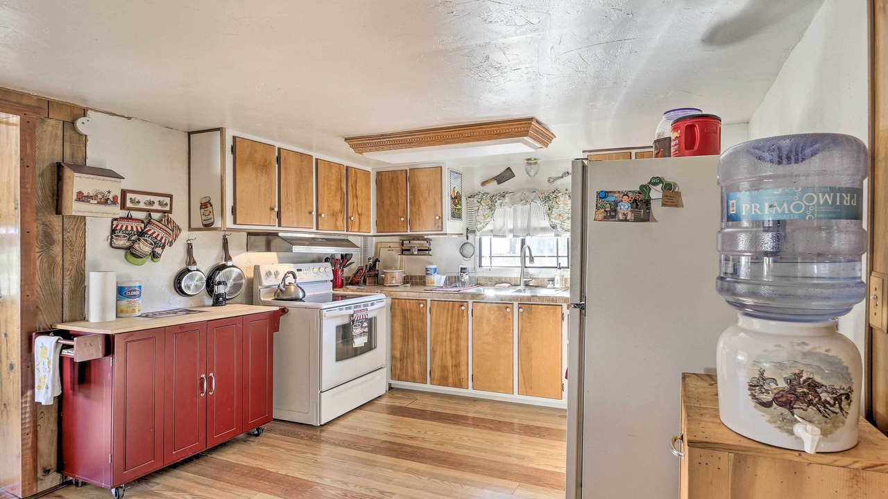 Photo of Kitchen in Roosevelt