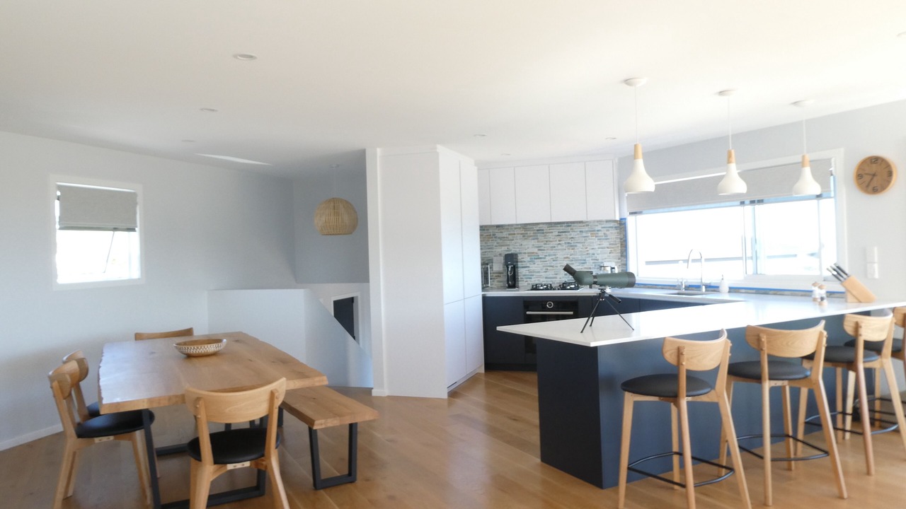 Photo of Others in Cable Bay