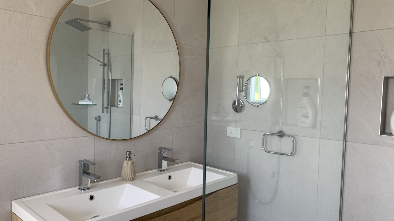 Photo of Bathroom in Cable Bay