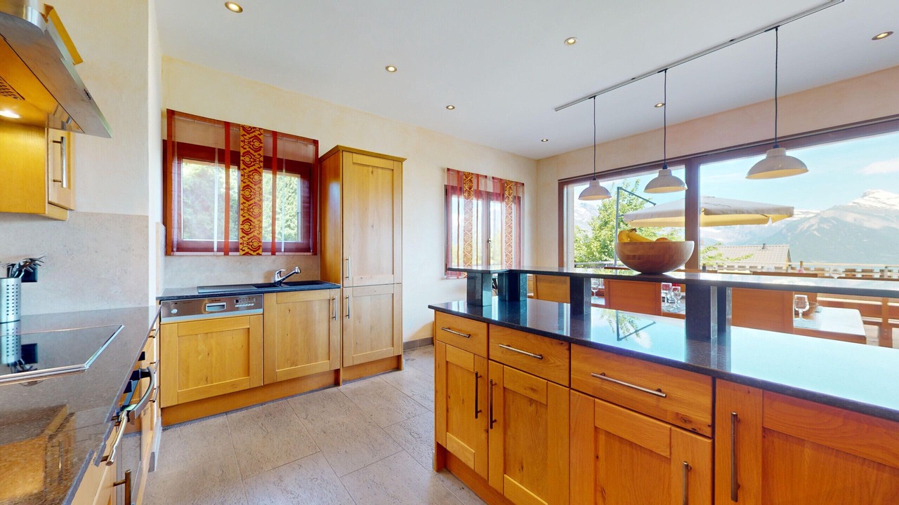 Photo of Kitchen in Saint-Pierre-de-Clages