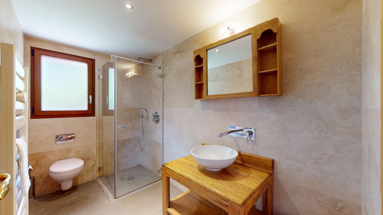 Photo of Bathroom in Saint-Pierre-de-Clages