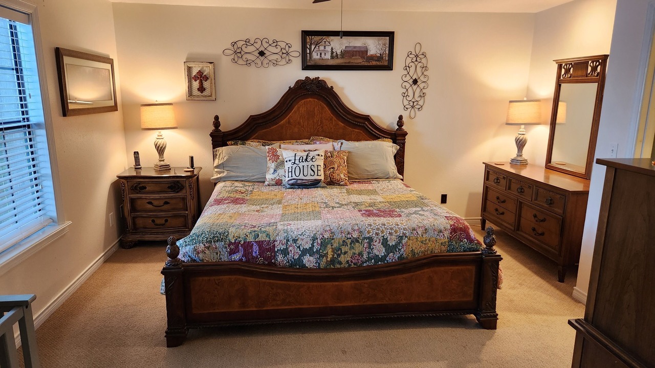 Photo of Bedroom in South Toledo Bend