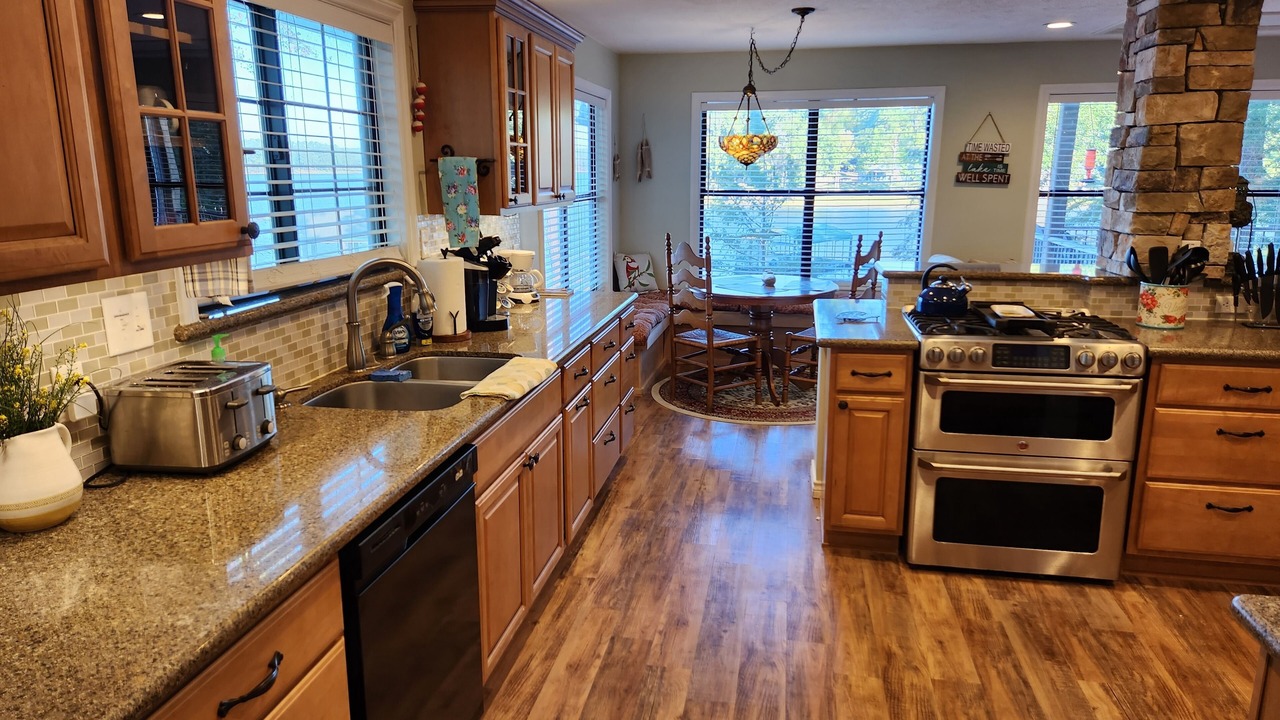 Photo of Kitchen in South Toledo Bend