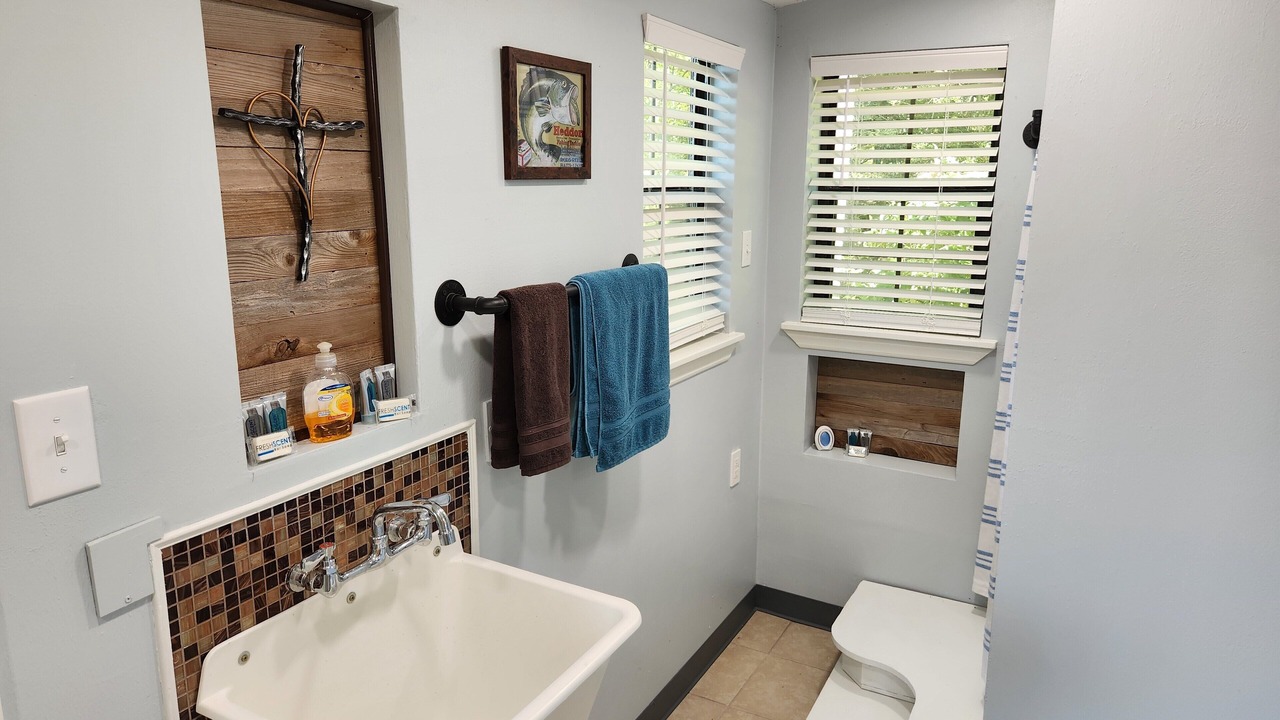 Photo of Bathroom in South Toledo Bend