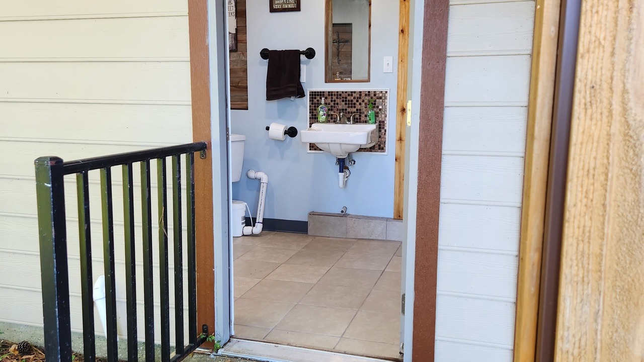Photo of Bathroom in South Toledo Bend