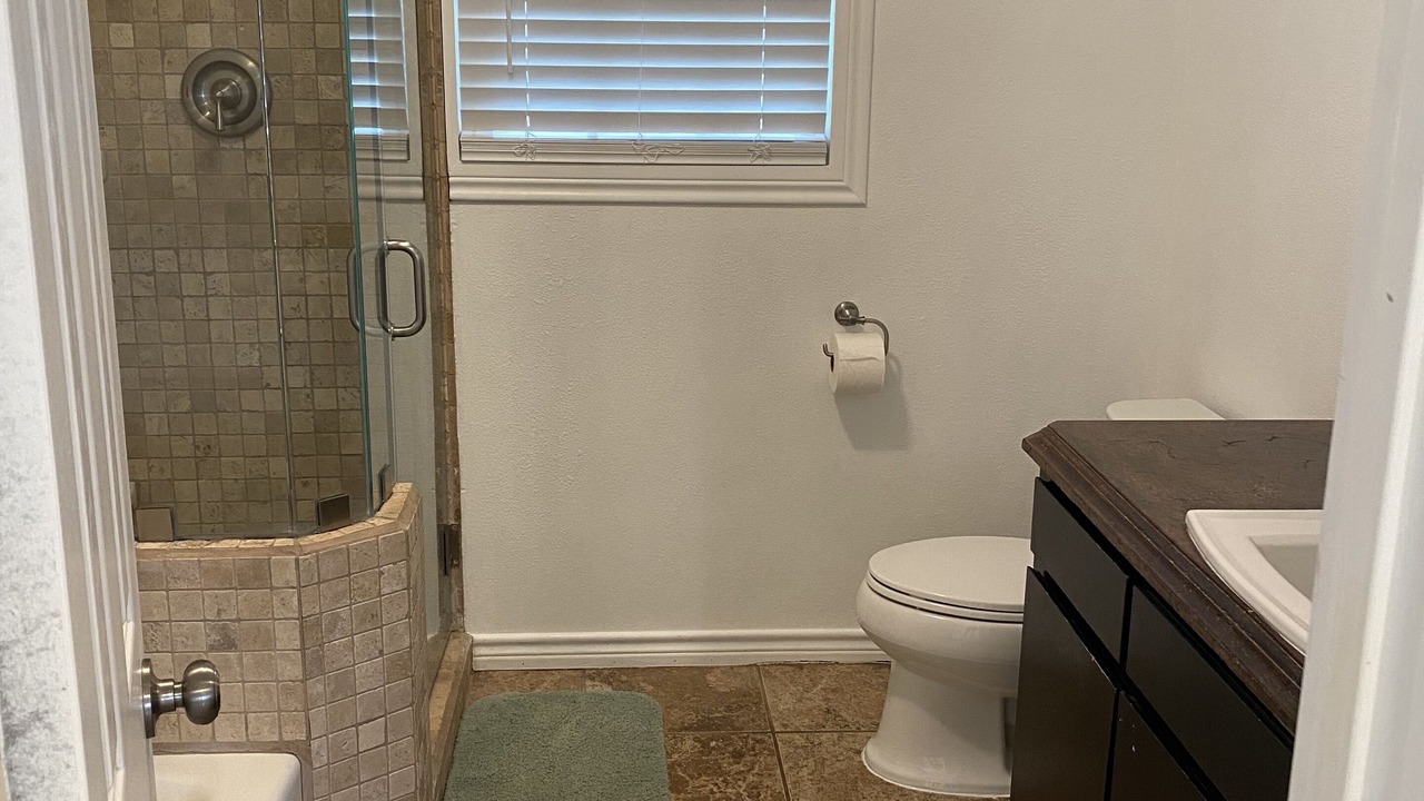 Photo of Bathroom in Comanche