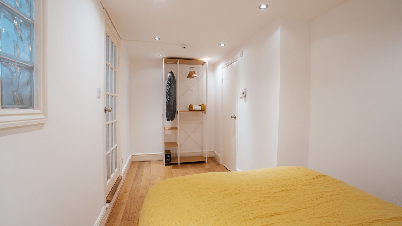 Photo of Bedroom in Hackney Central