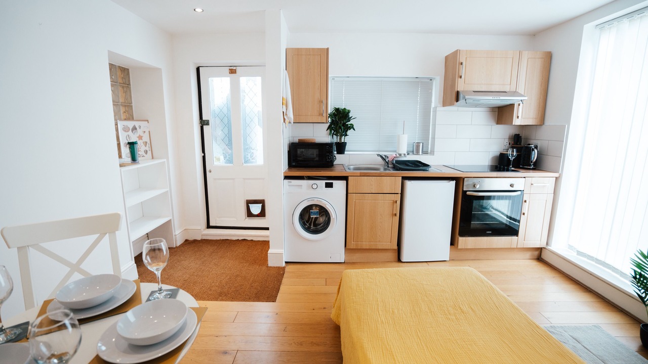 Photo of Bedroom in Hackney Central