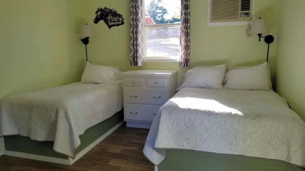 Photo of Bedroom in Pennington
