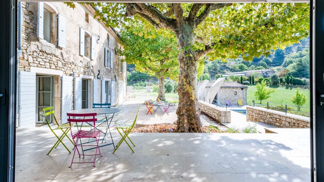 Photo of Outdoor in Crupies