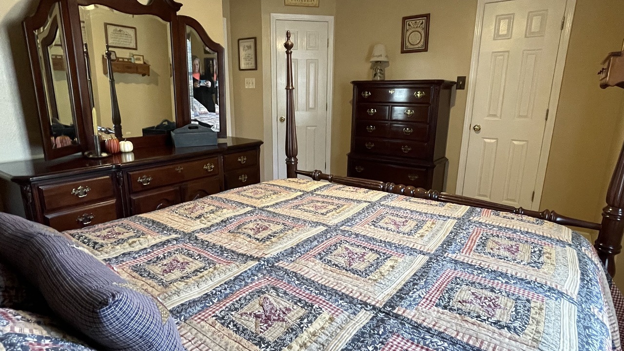 Photo of Bedroom in Greenbrier
