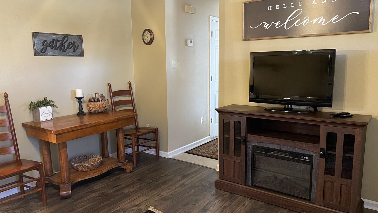 Photo of Livingroom in Greenbrier