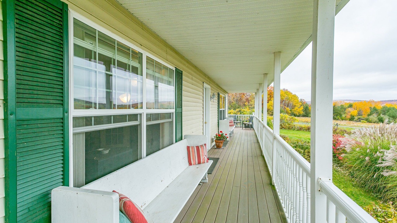 Photo of Patio Balcony in Hammondsport