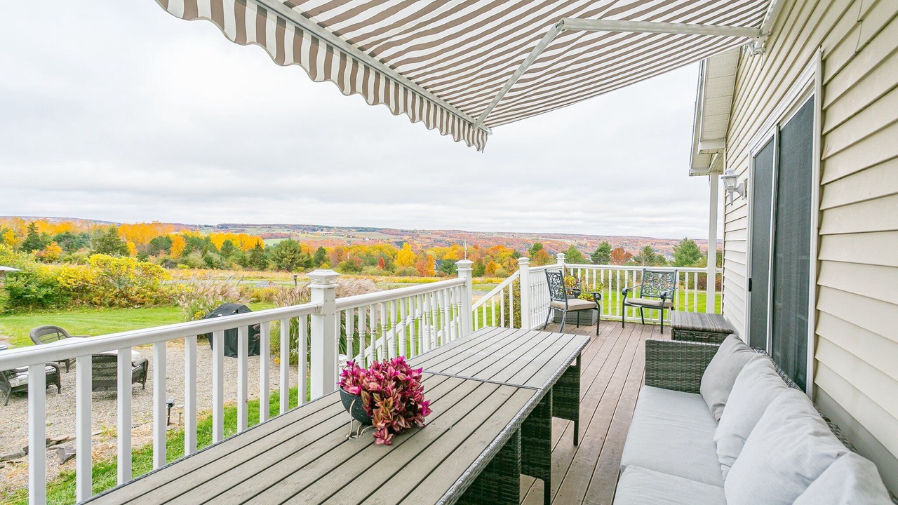 Photo of Patio Balcony in Hammondsport