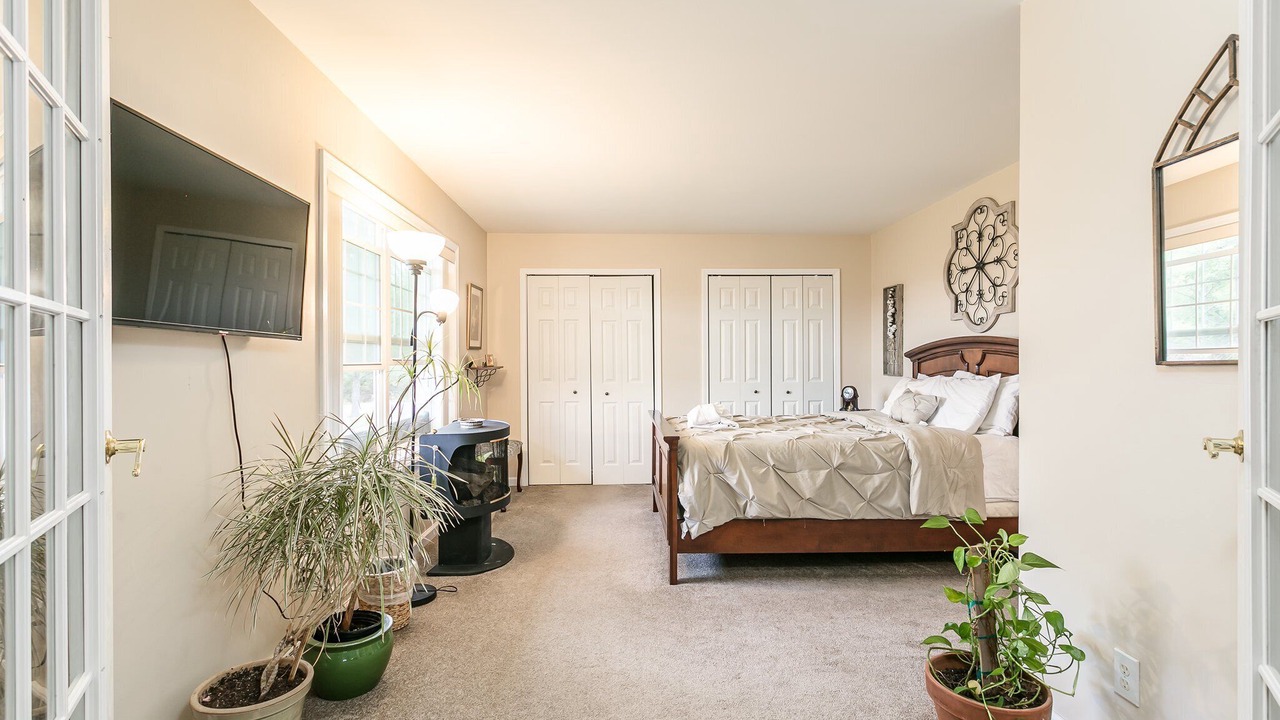 Photo of Bedroom in Hammondsport