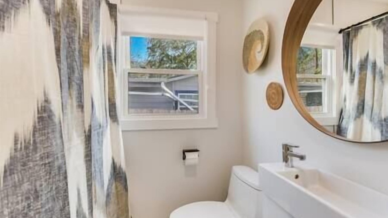 Photo of Bathroom in Terrell Heights