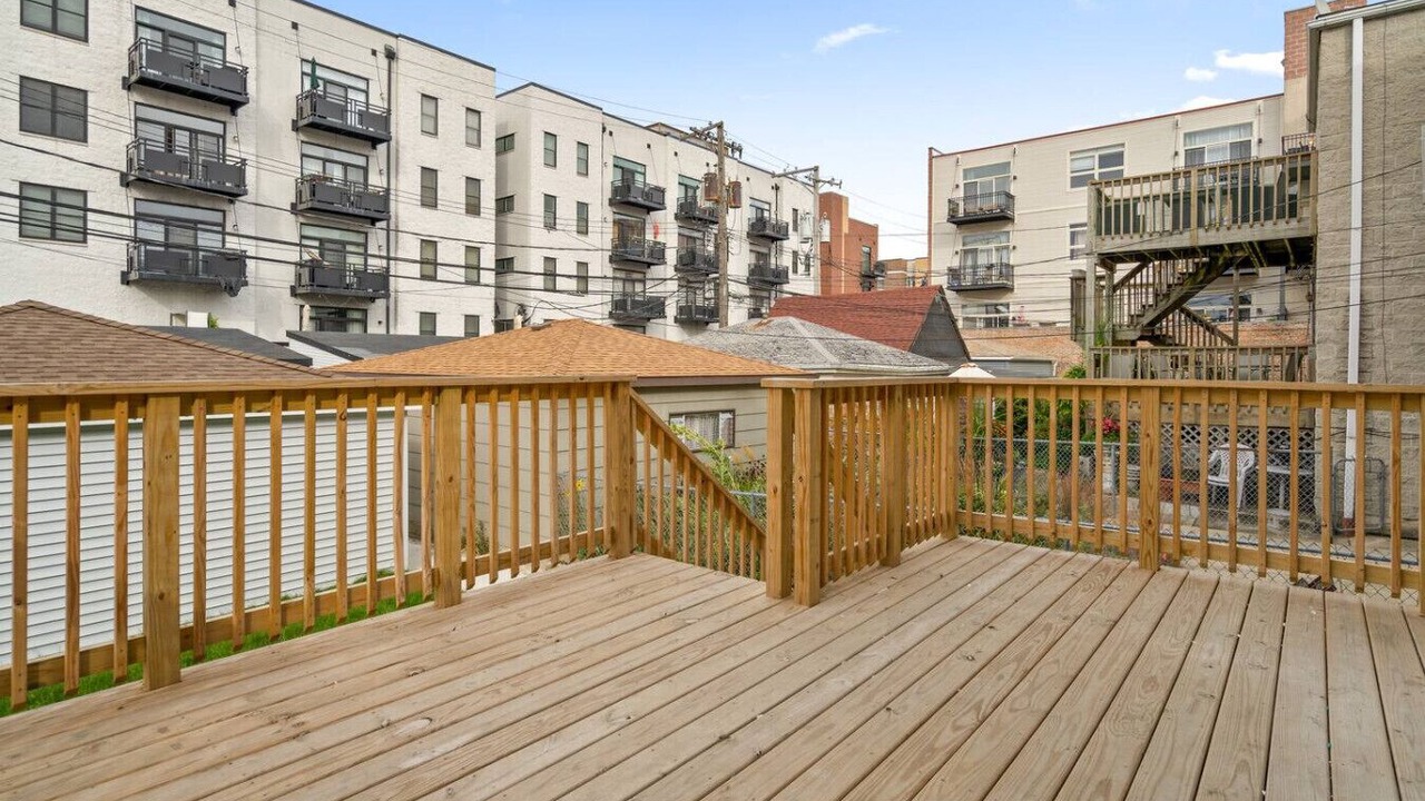 Photo of Outdoor in Bucktown