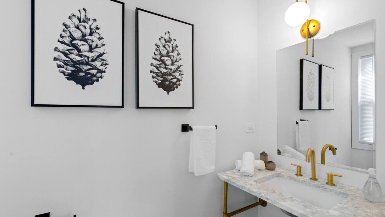 Photo of Bathroom in Bucktown