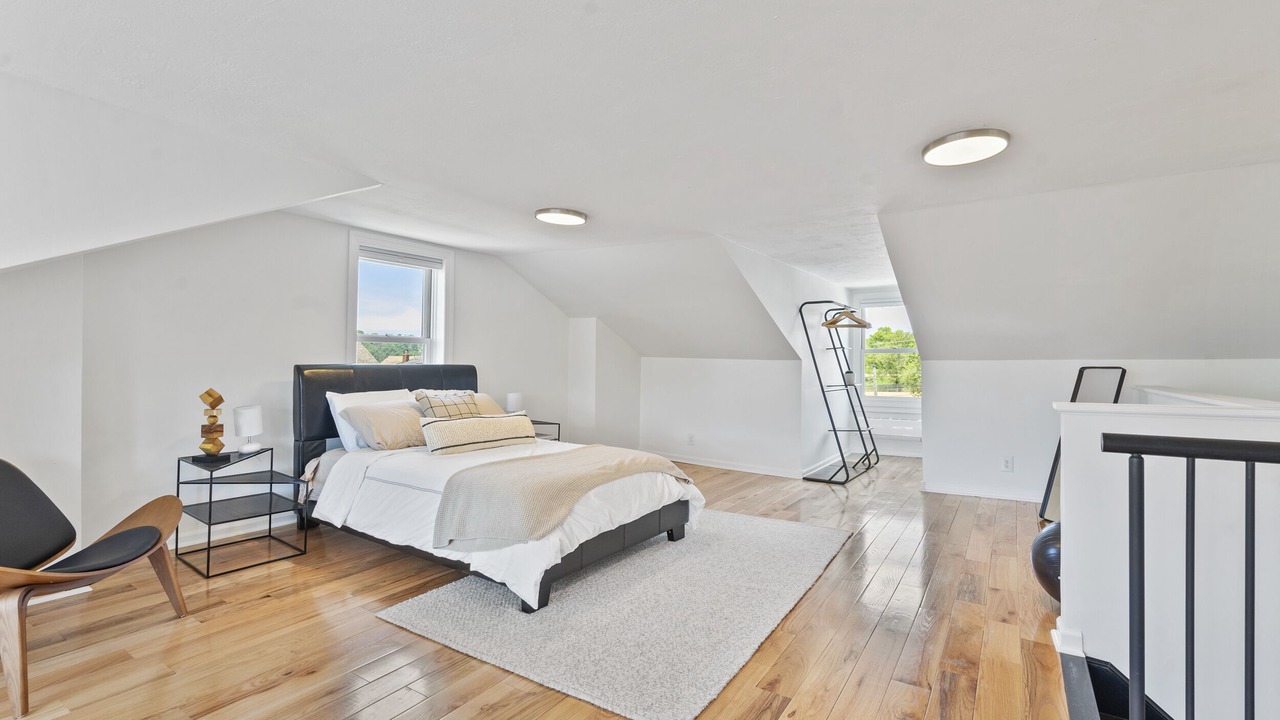 Photo of Bedroom in Lawrenceville