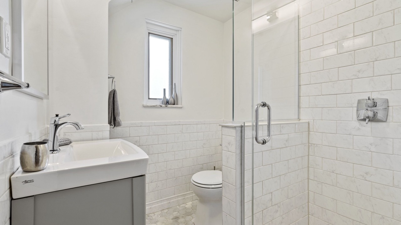 Photo of Bathroom in Lawrenceville
