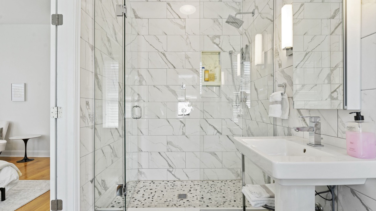 Photo of Bathroom in Lawrenceville