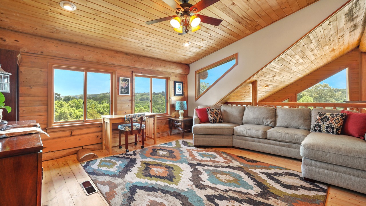 Photo of Livingroom in Springdale