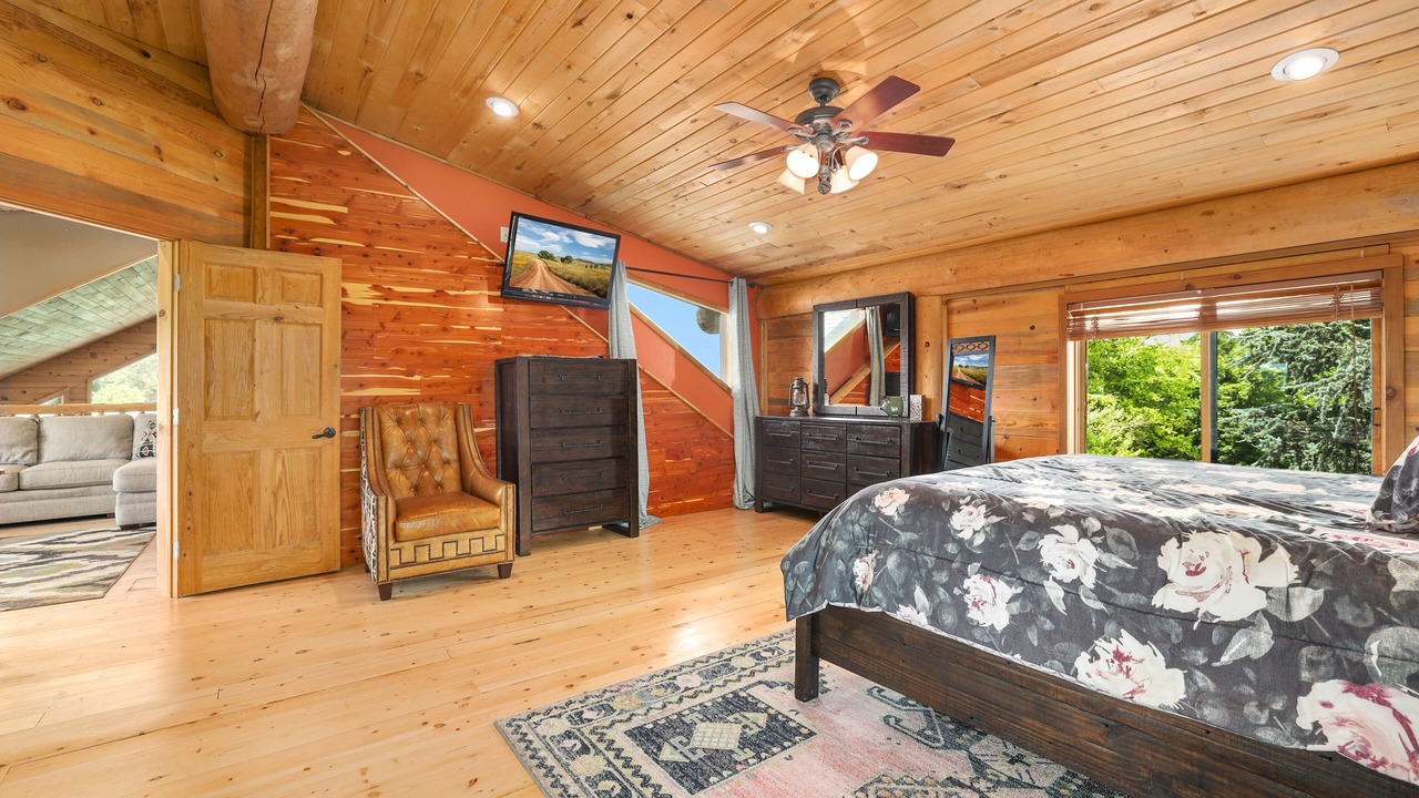 Photo of Bedroom in Springdale