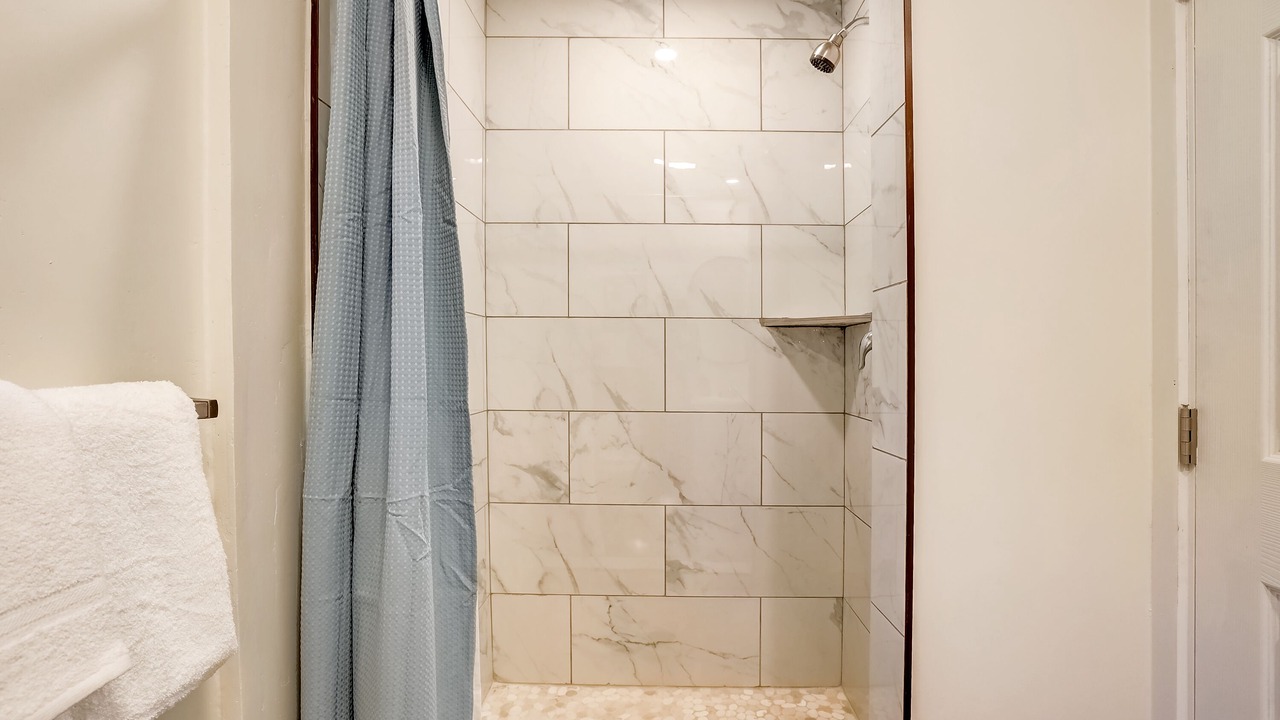 Photo of Bathroom in Sierra Tract