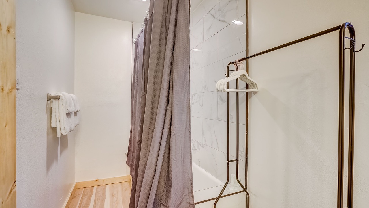 Photo of Bathroom in Sierra Tract