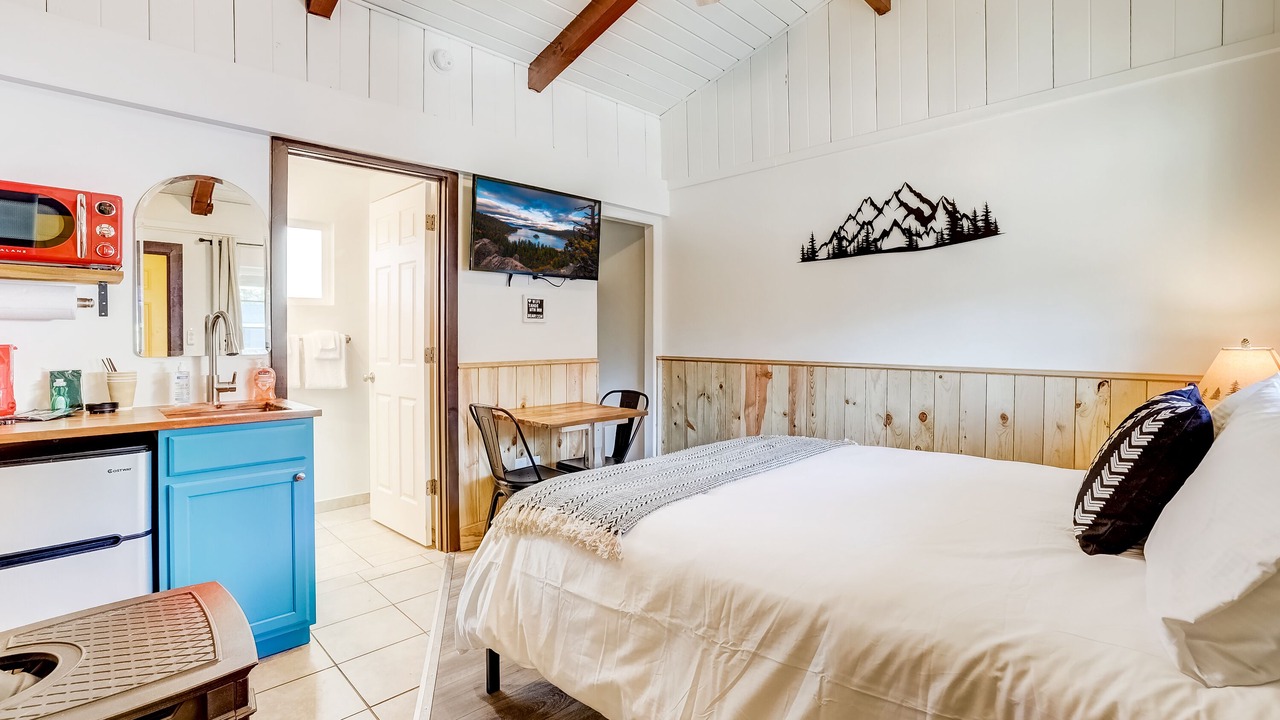 Photo of Bedroom in Sierra Tract
