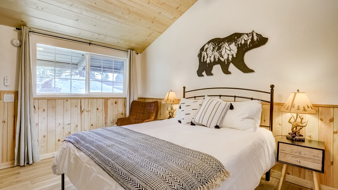 Photo of Bedroom in Sierra Tract
