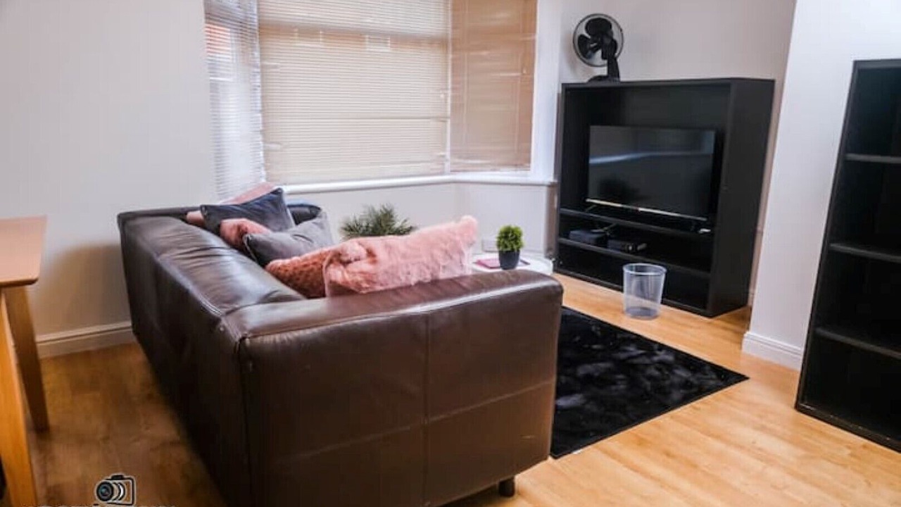 Photo of Livingroom in Erdington