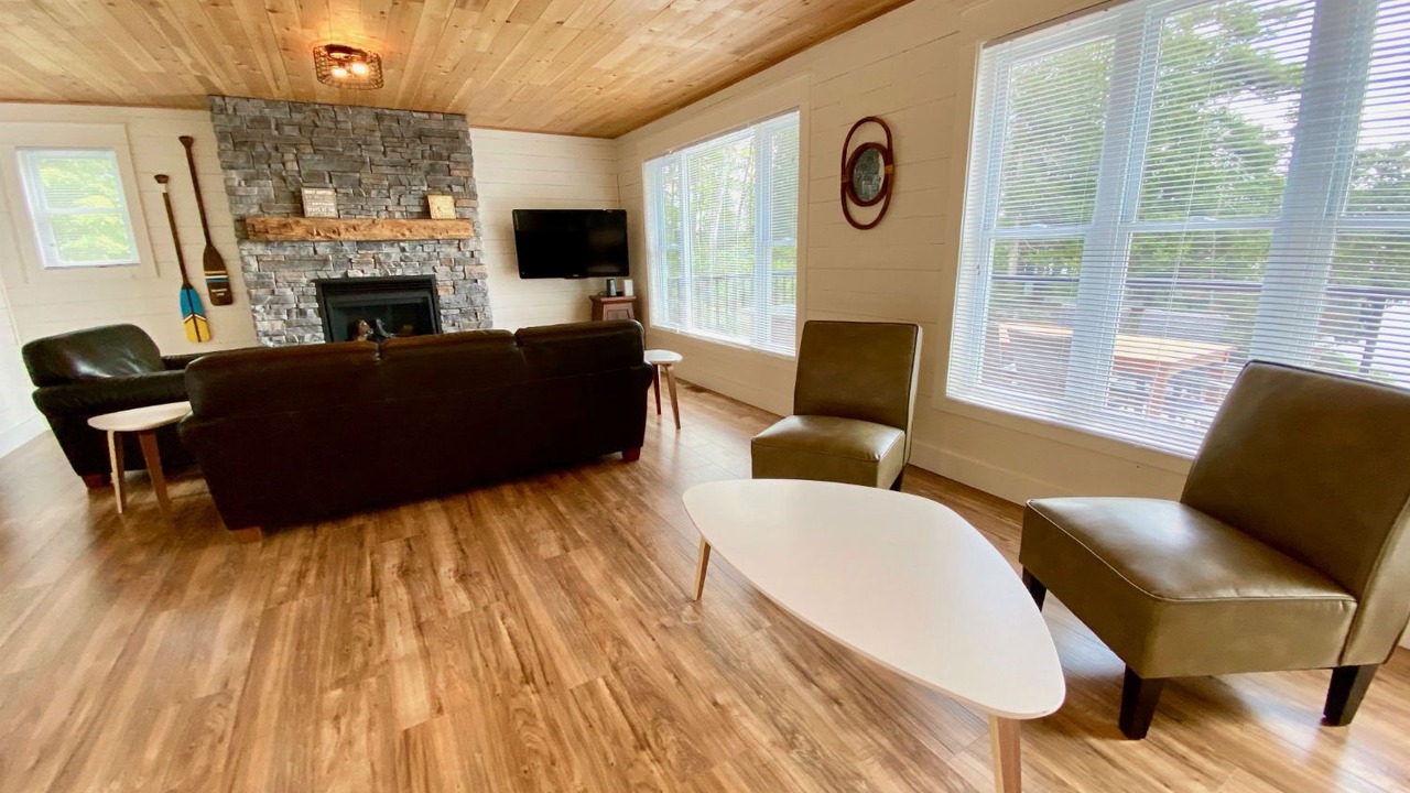 Photo of Livingroom in Cordova Mines