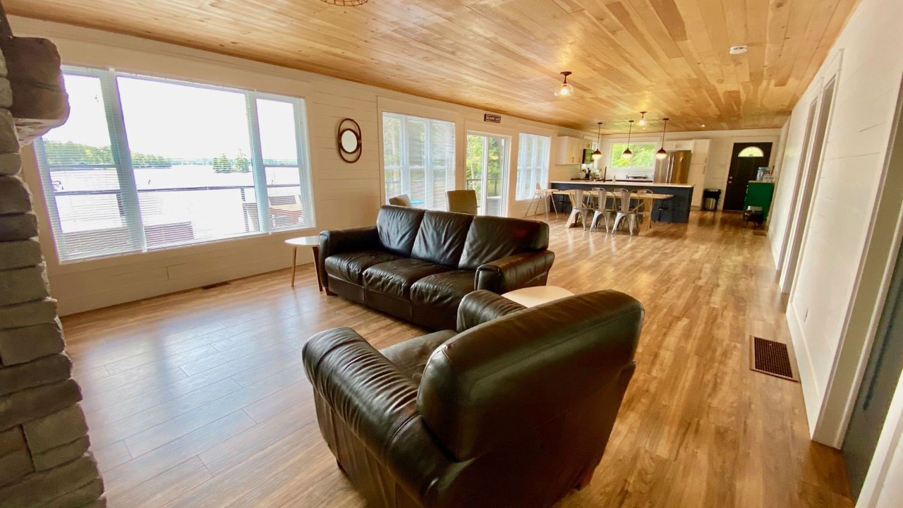 Photo of Livingroom in Cordova Mines