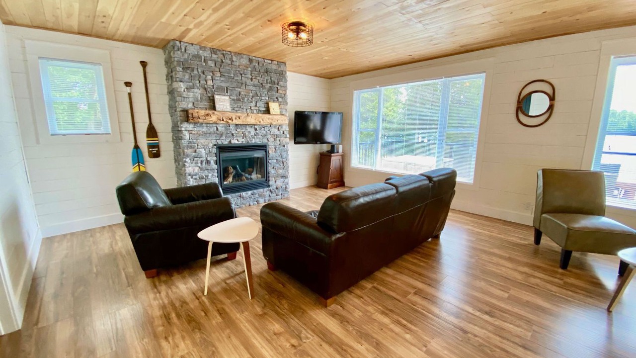Photo of Livingroom in Cordova Mines