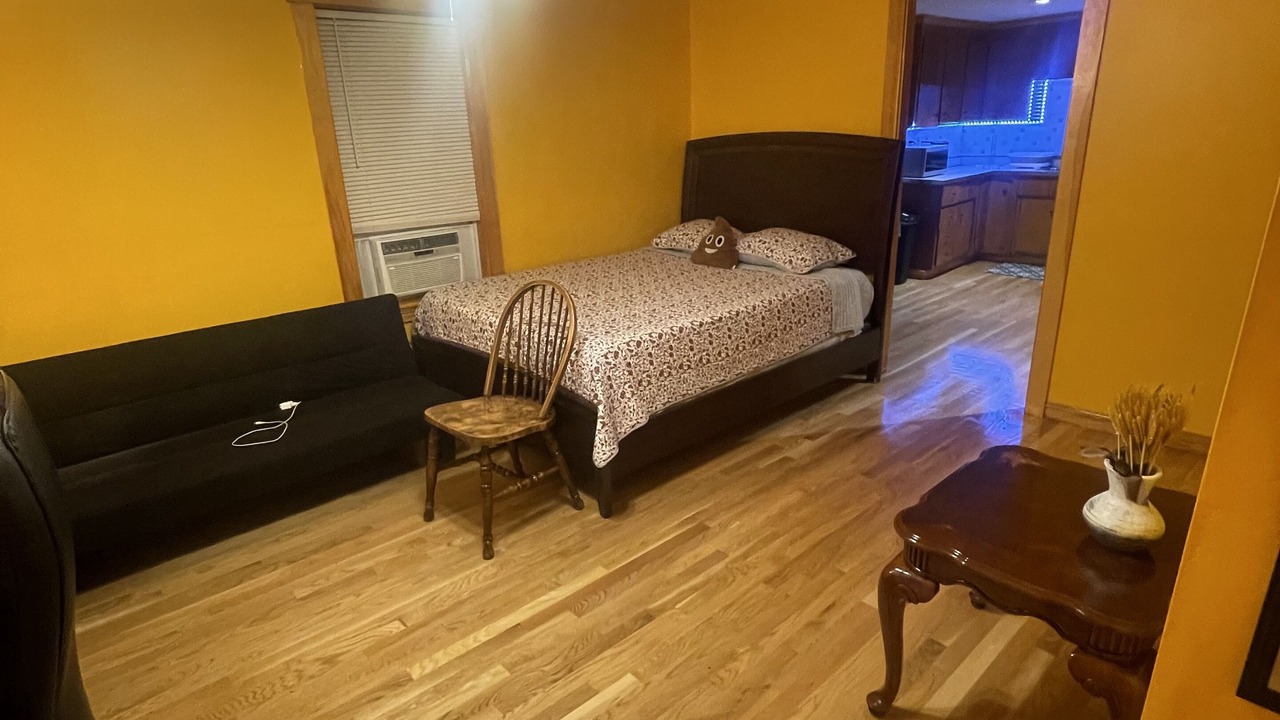 Photo of Bedroom in Banks Square