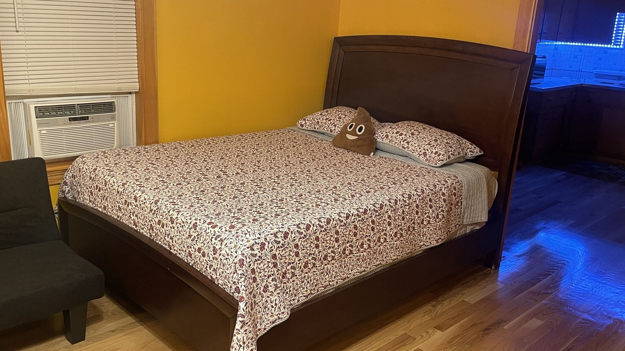 Photo of Bedroom in Banks Square