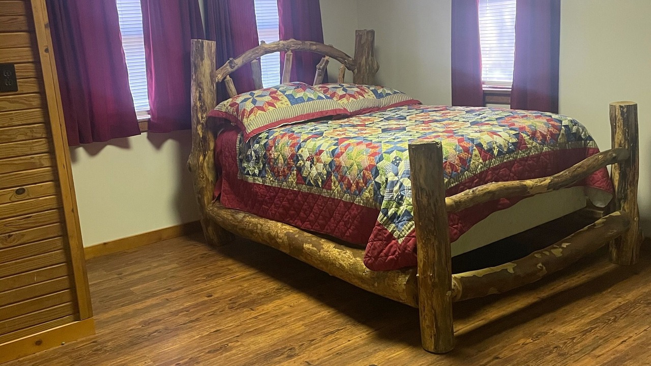 Photo of Bedroom in Corydon