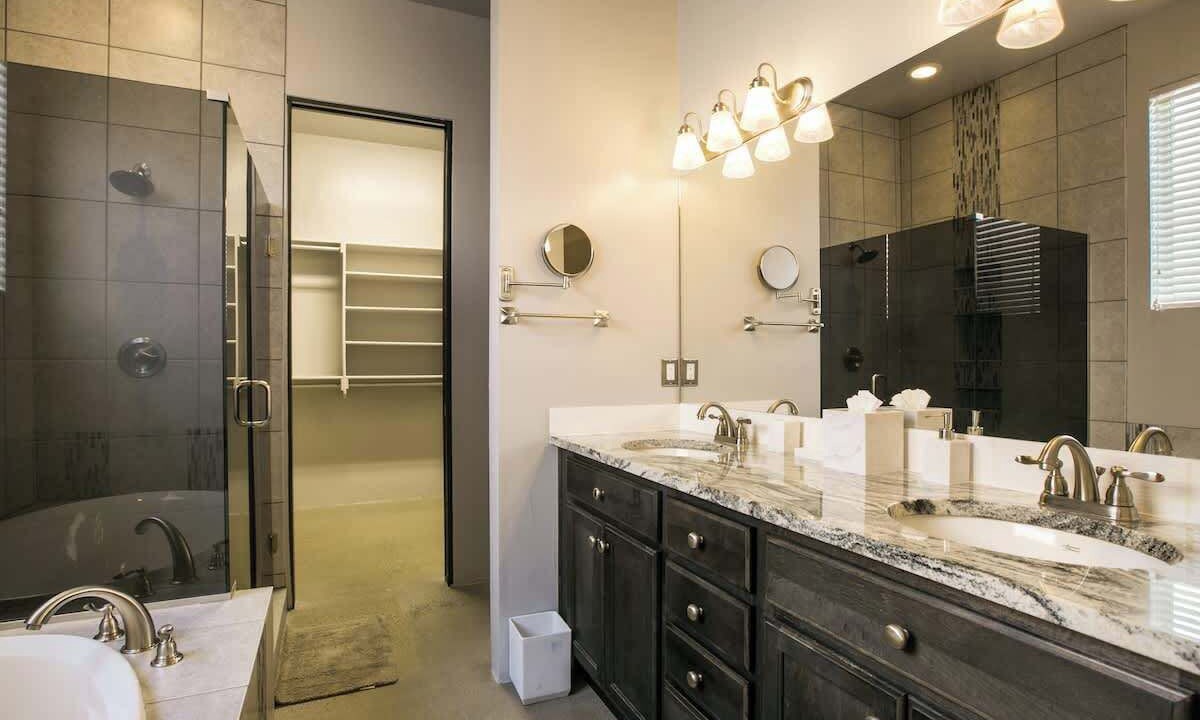 Photo of Bathroom in Mesa Del Sol Innovation Park